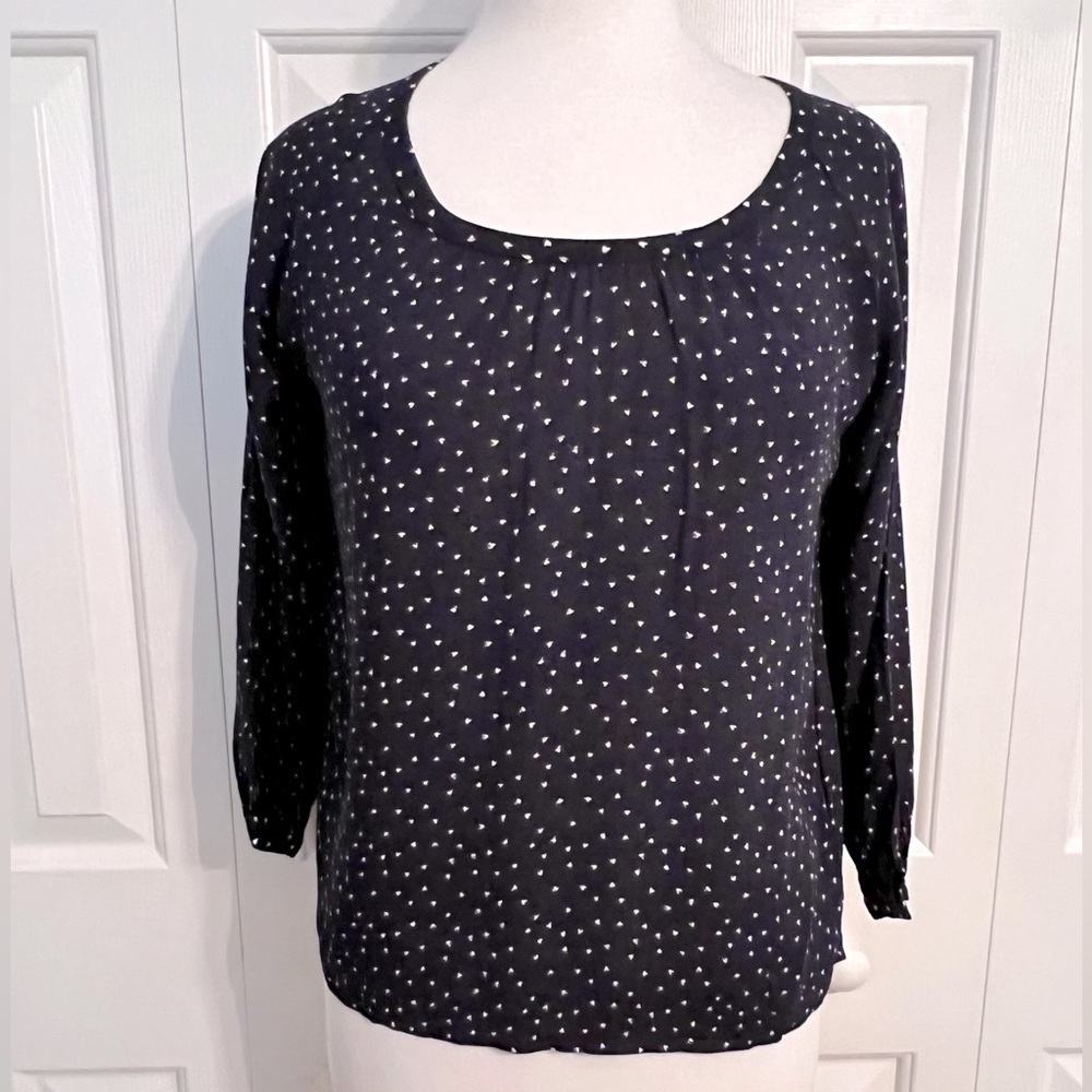 Loft XSP Navy blouse with white heart details